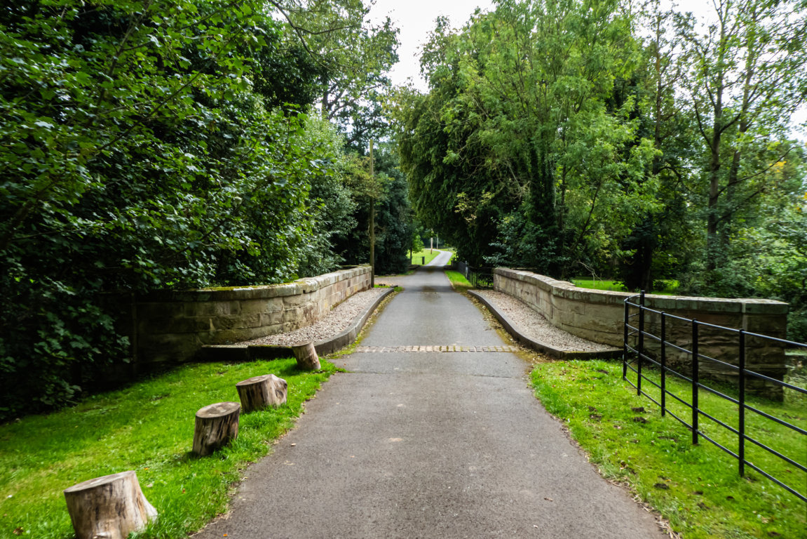 Wootton Wawen to Austy Wood
